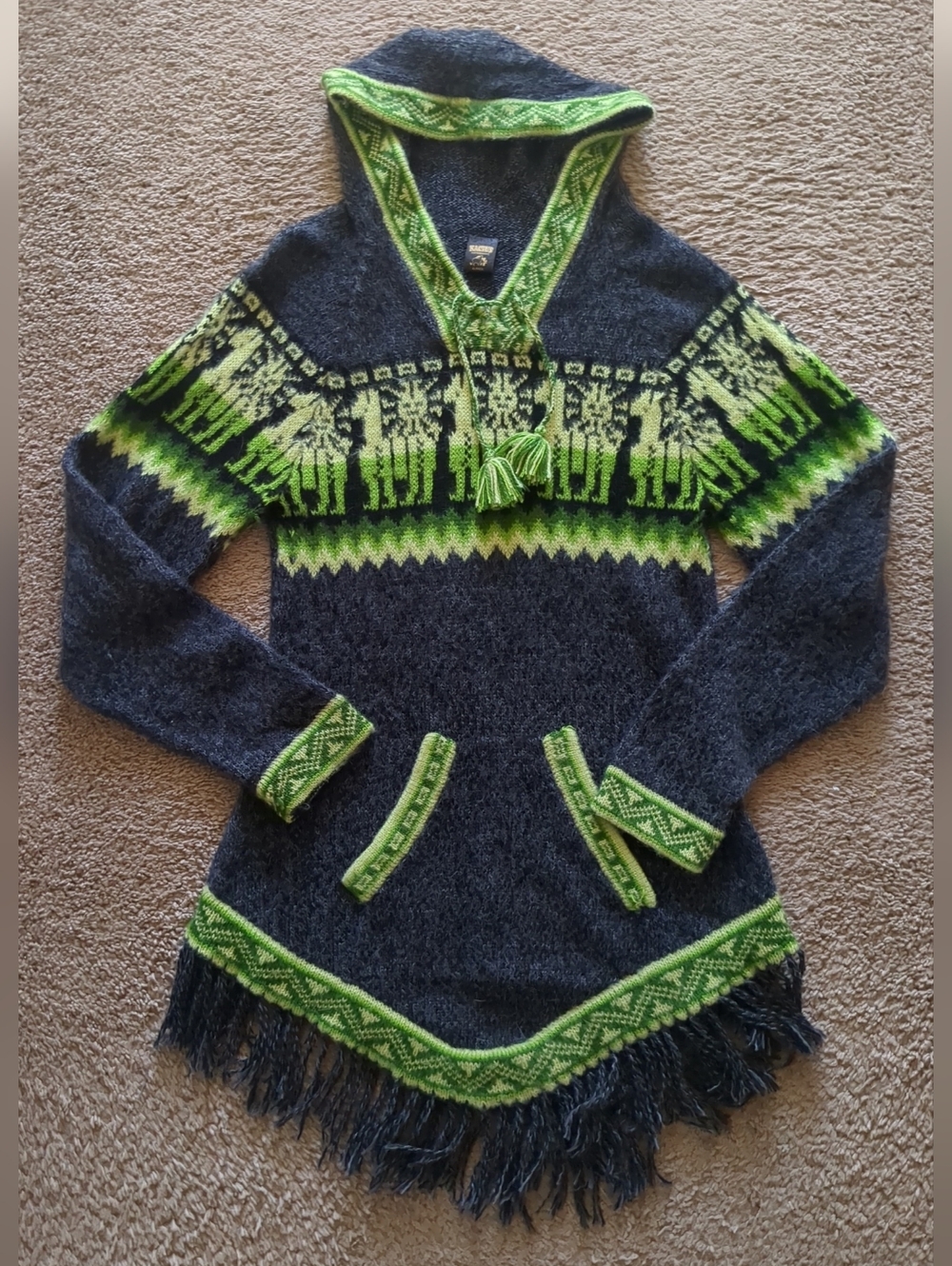 Alpaca Fiber Fringed Tunic / Hoodie